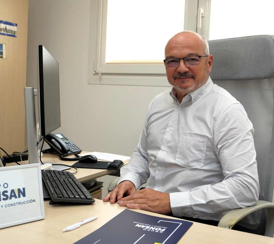 FERNANDO TORRES GRUPO FONSAN scaled 59176276