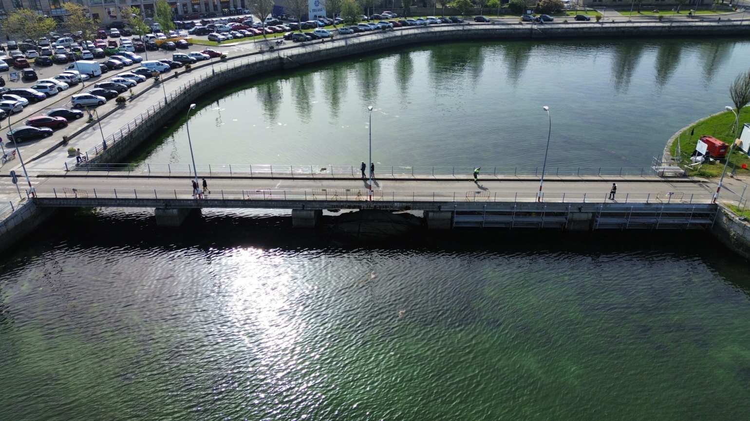 Fonsán ejecuta la rehabilitación del puente de acceso a la Isla de las Goritas en Cambados 