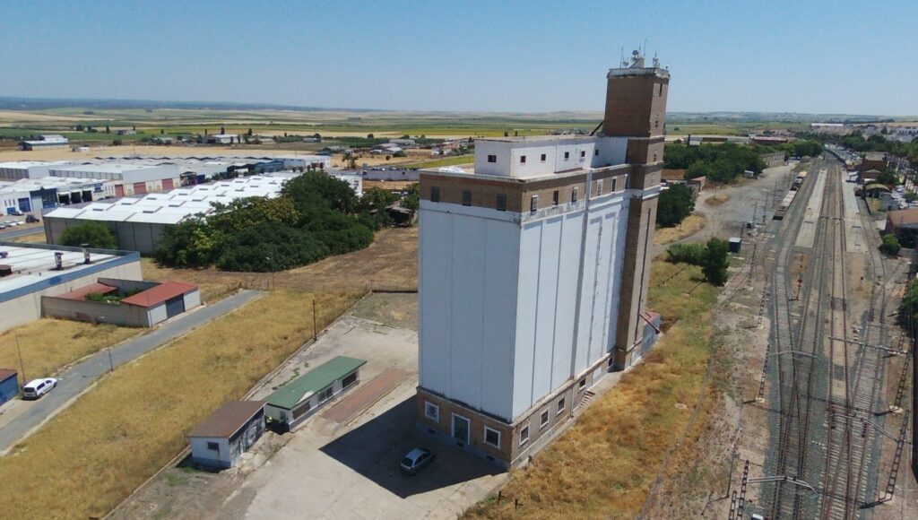 Fonsán lidera la rehabilitación del silo más antiguo de Huelva como nuevo motor turístico en el Condado 2 Fonsán lidera la rehabilitación del silo más antiguo de Huelva como nuevo motor turístico en el Condado