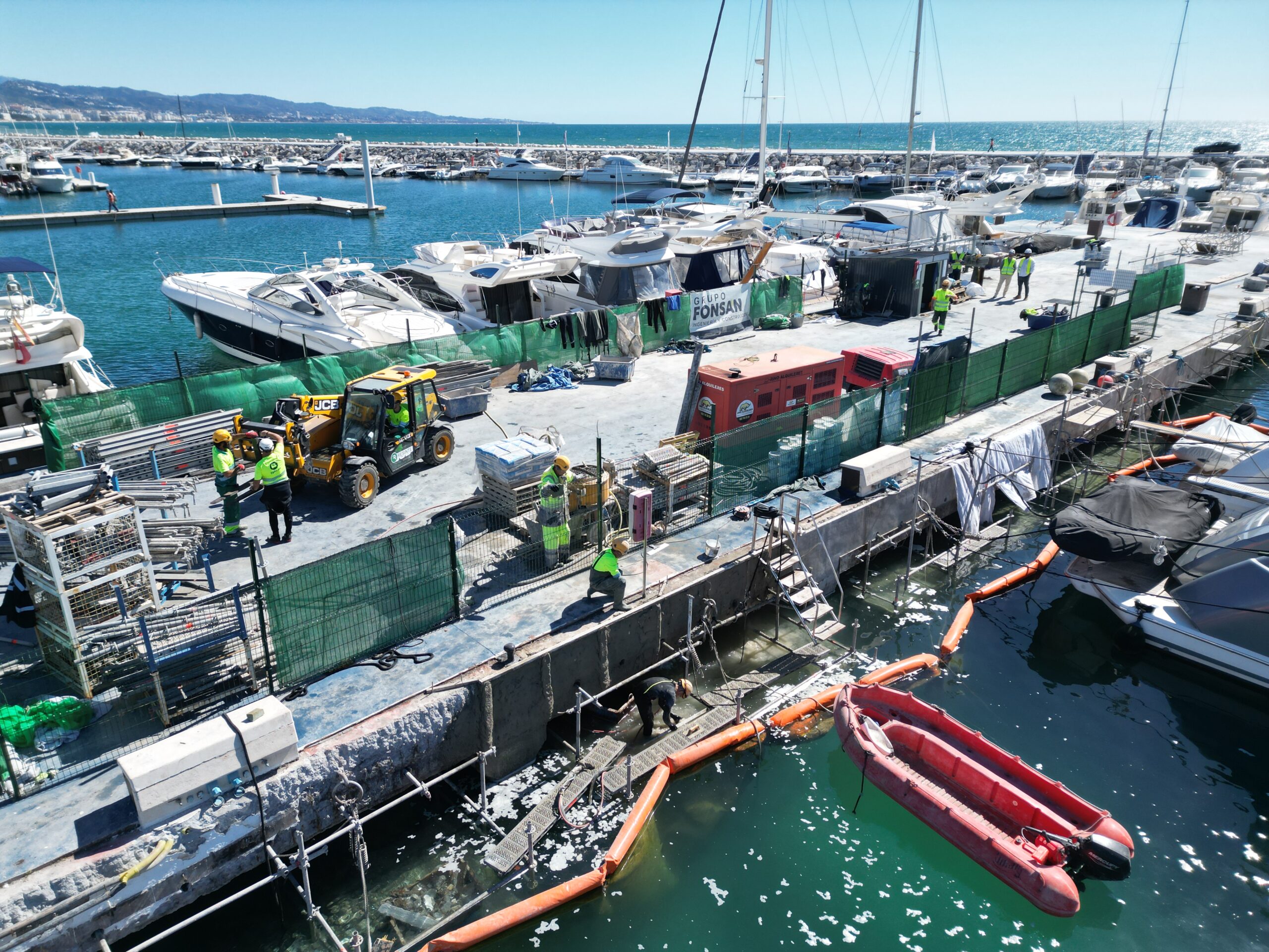 Reparación estructural de los pantalanes 1 y 2 del Puerto José Banús