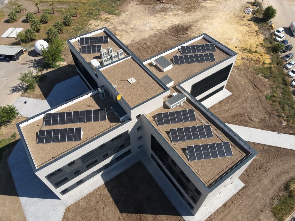 Fonsán finaliza el nuevo edificio de alojamiento para la UME en la Base Aérea de Morón 2 Fonsán finaliza el nuevo edificio de alojamiento para la UME en la Base Aérea de Morón